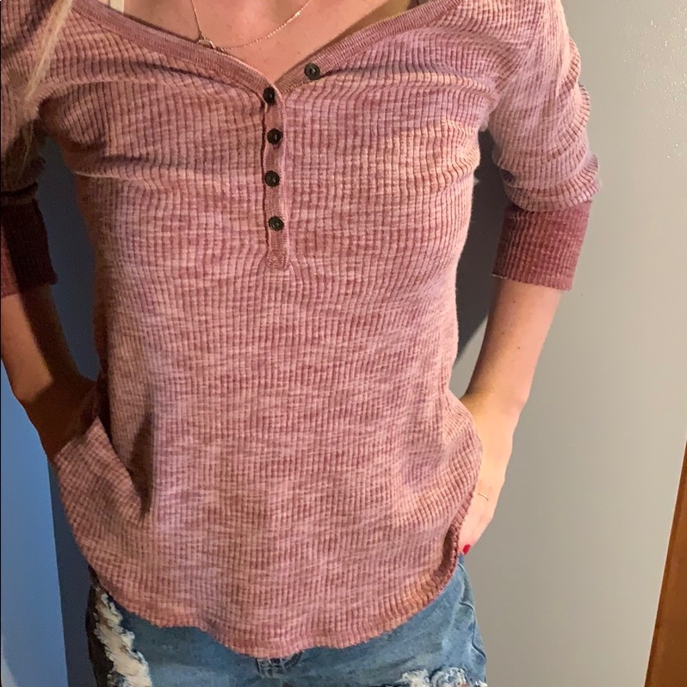 Pink V-Neck Quarter Length
